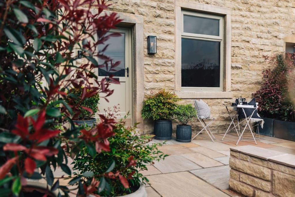Alfred'S Ramsbottom - Suite One Dış mekan fotoğraf